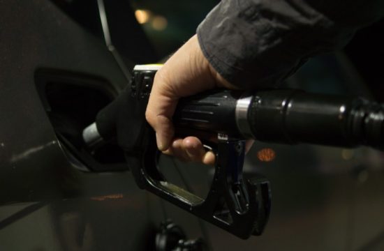 Benzina, motorina și gazul s-au ieftinit