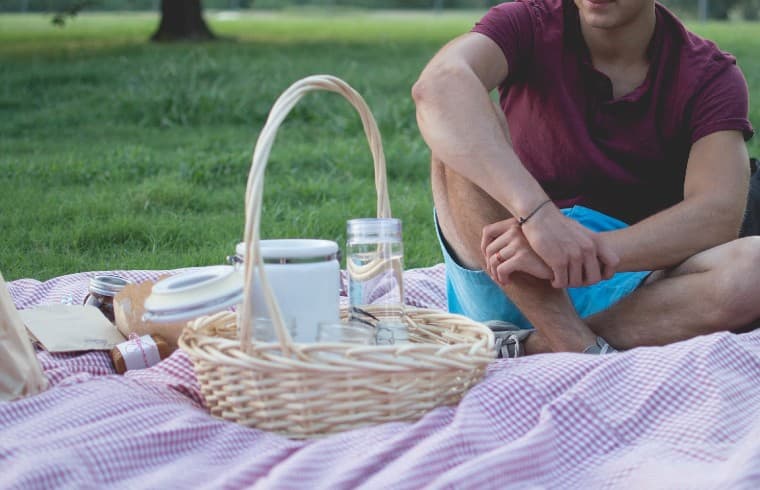 Grătare și picnicuri